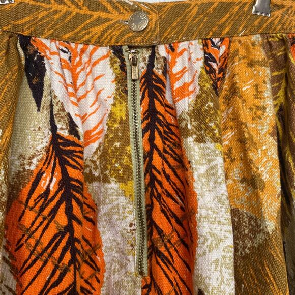 Y2k 1970s Style Flair Skirt - Picture 3 of 5